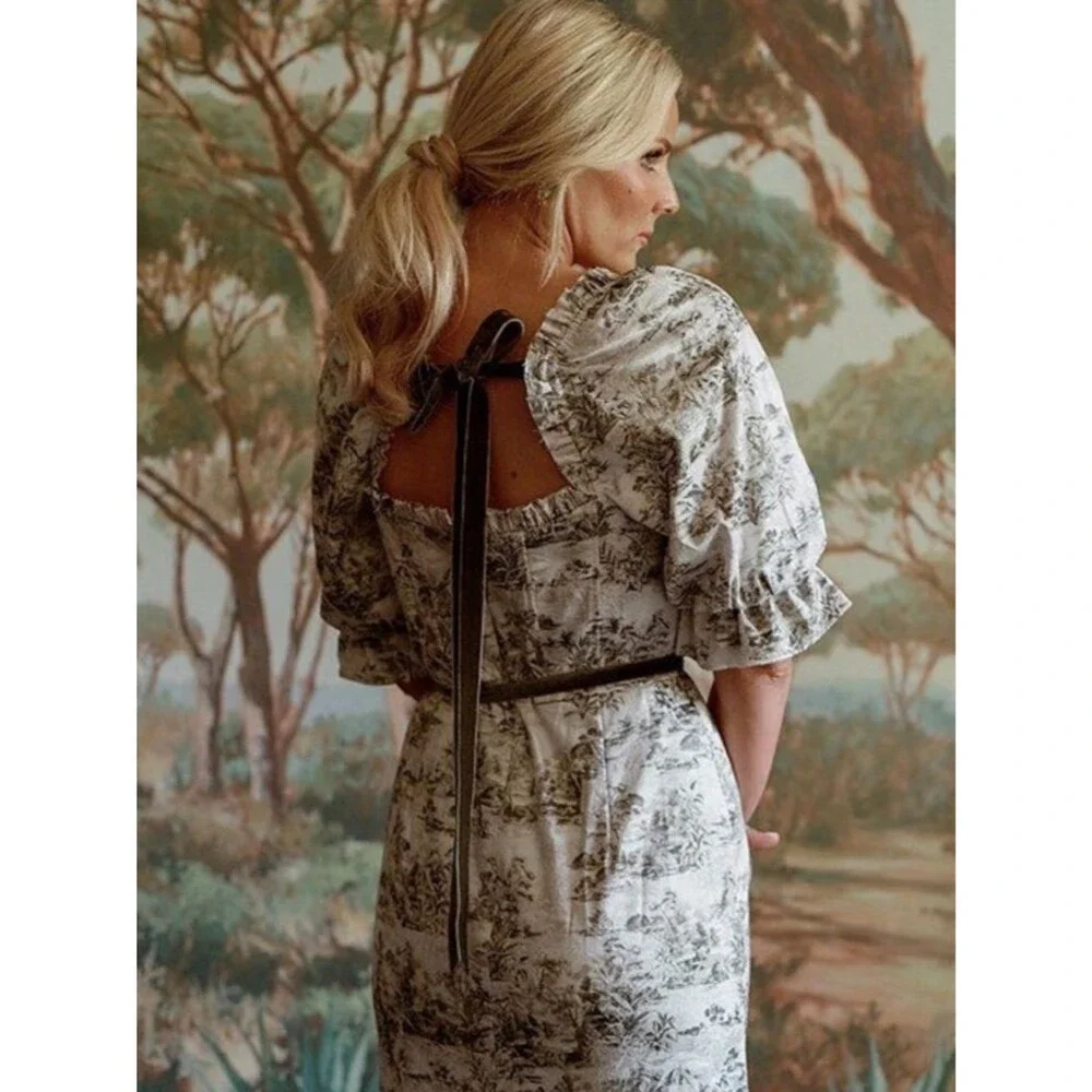 ✨ Antonio Melani x Nicola Bathie Hallie Jacquard Puff Sleeve Tea Length Dress ✨ - Picture 2 of 7